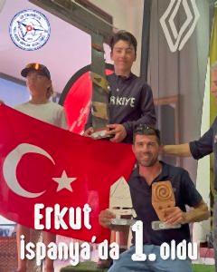 Erkut İspanya’da 1. oldu